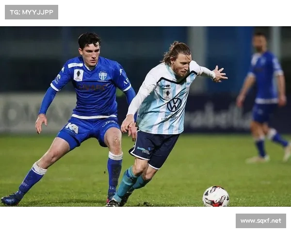 尤文图斯新星崭露头角成为全球媒体焦点引发广泛关注